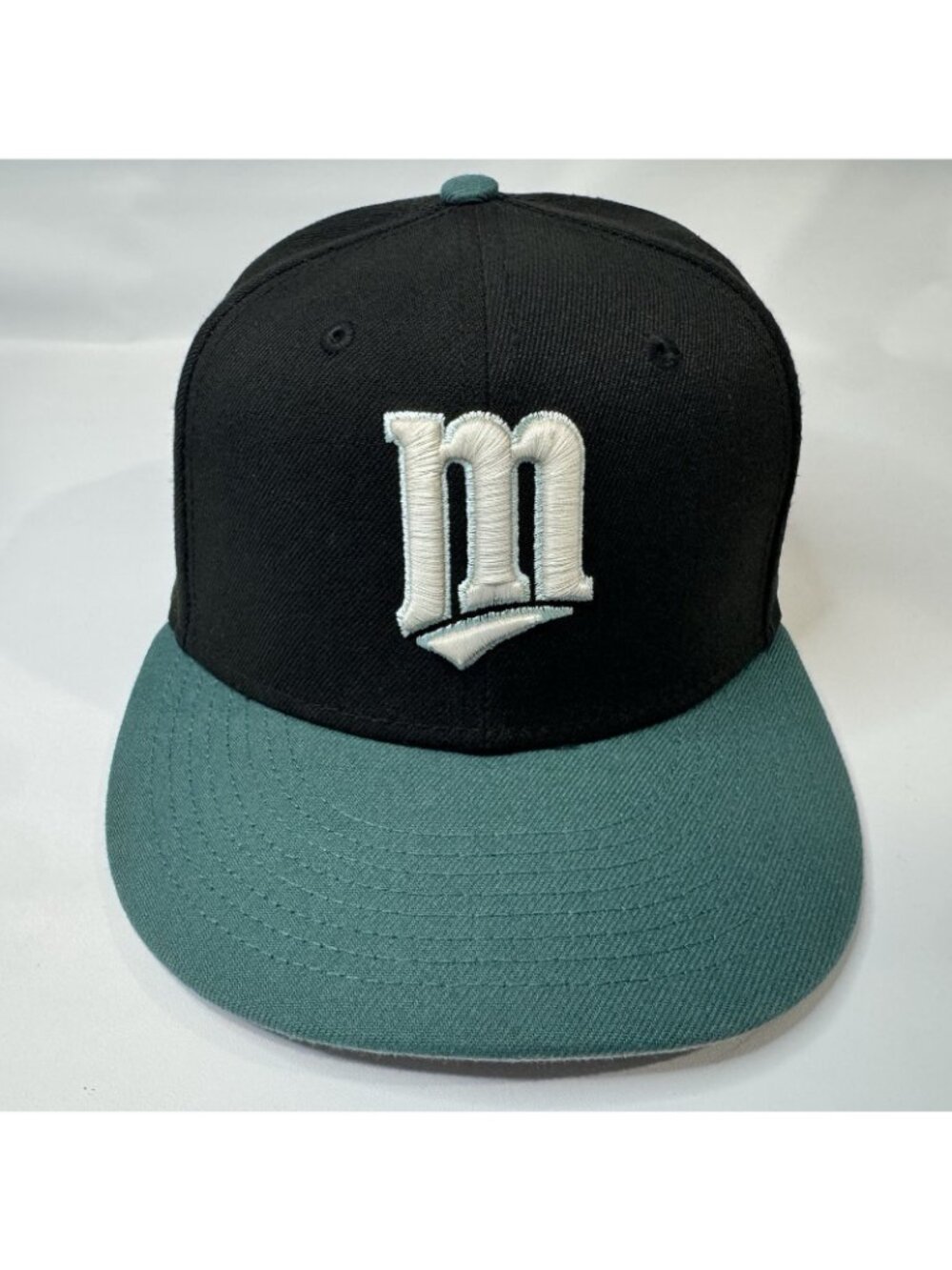 New Era Minnesota Twins Hat Club Black Northern Lights 59FIFTY 7 1/2 60th - Picture 7 of 10